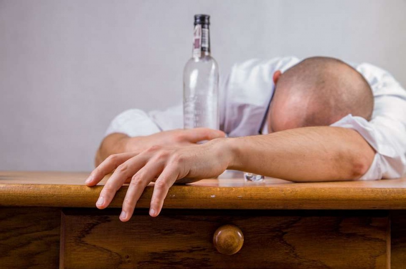 酒精肝疼痛是为什么酒精肝的治疗方法有哪些